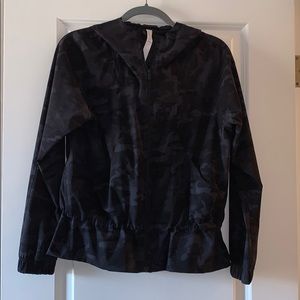 LULULEMON Packet It Up Jacket